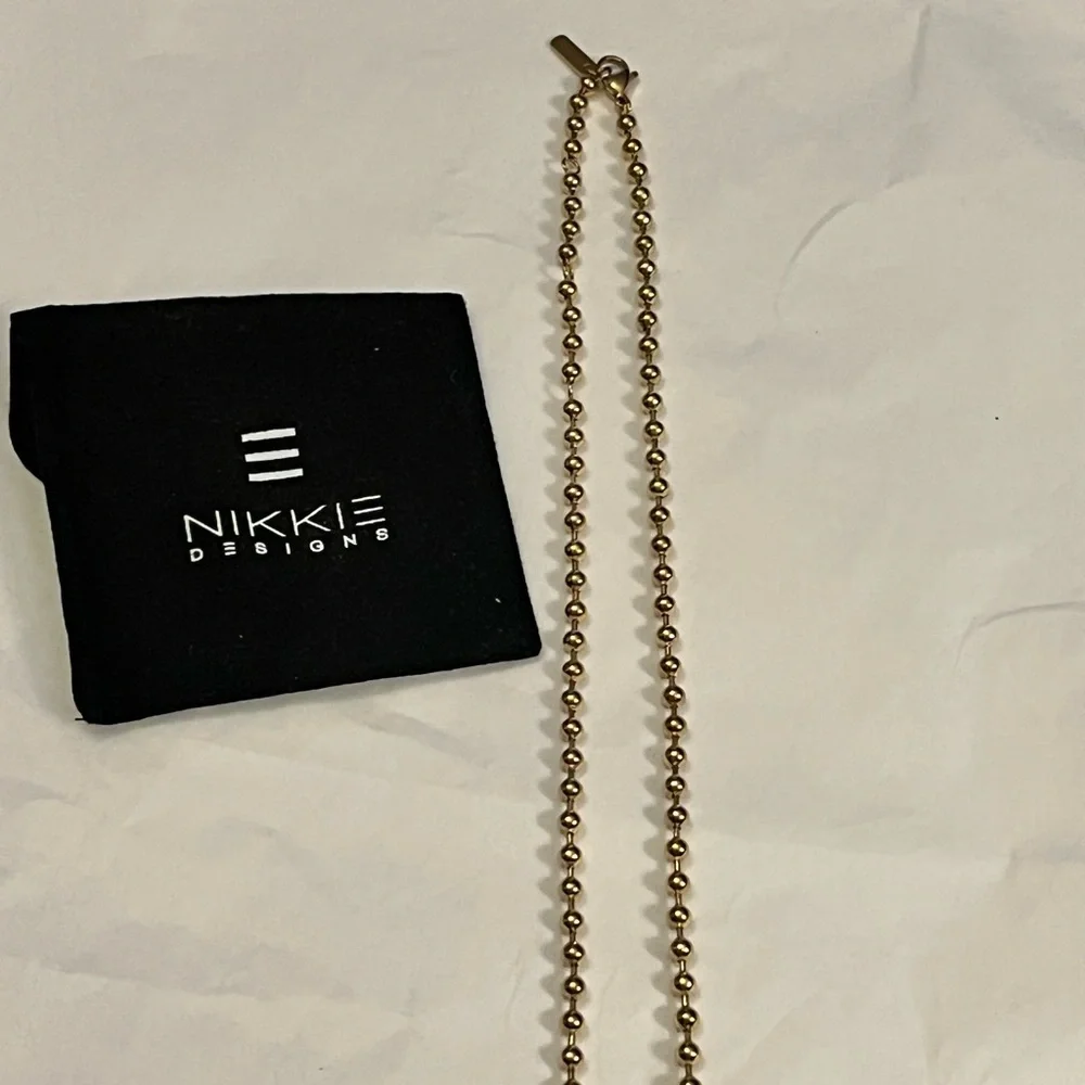 Nikkie Designs Gold Beaded Necklace
